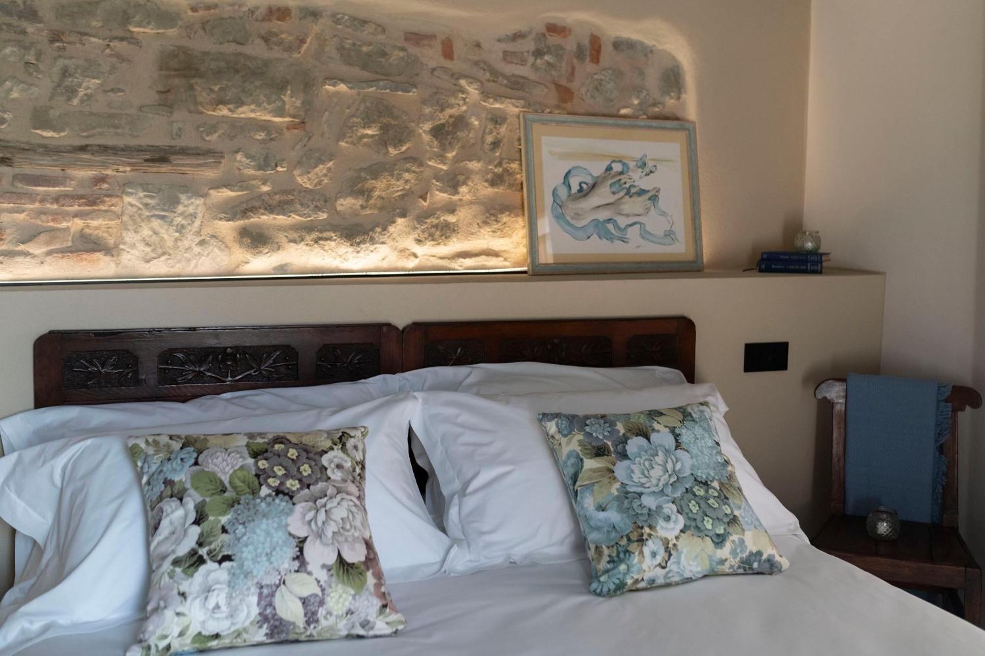 Hotel Liela - Ospitalita Di Borgata à Millesimo Extérieur photo