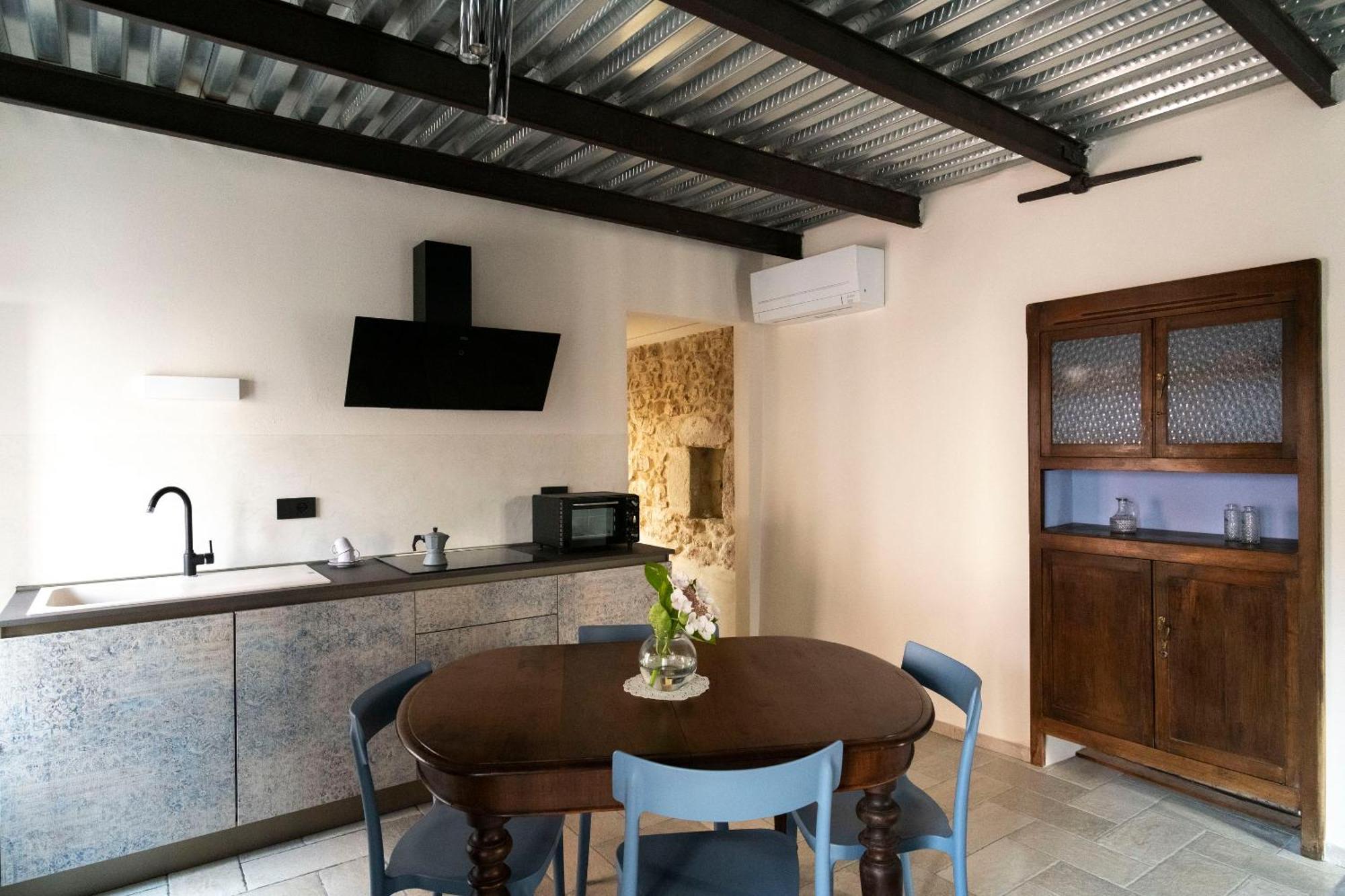 Hotel Liela - Ospitalita Di Borgata à Millesimo Extérieur photo
