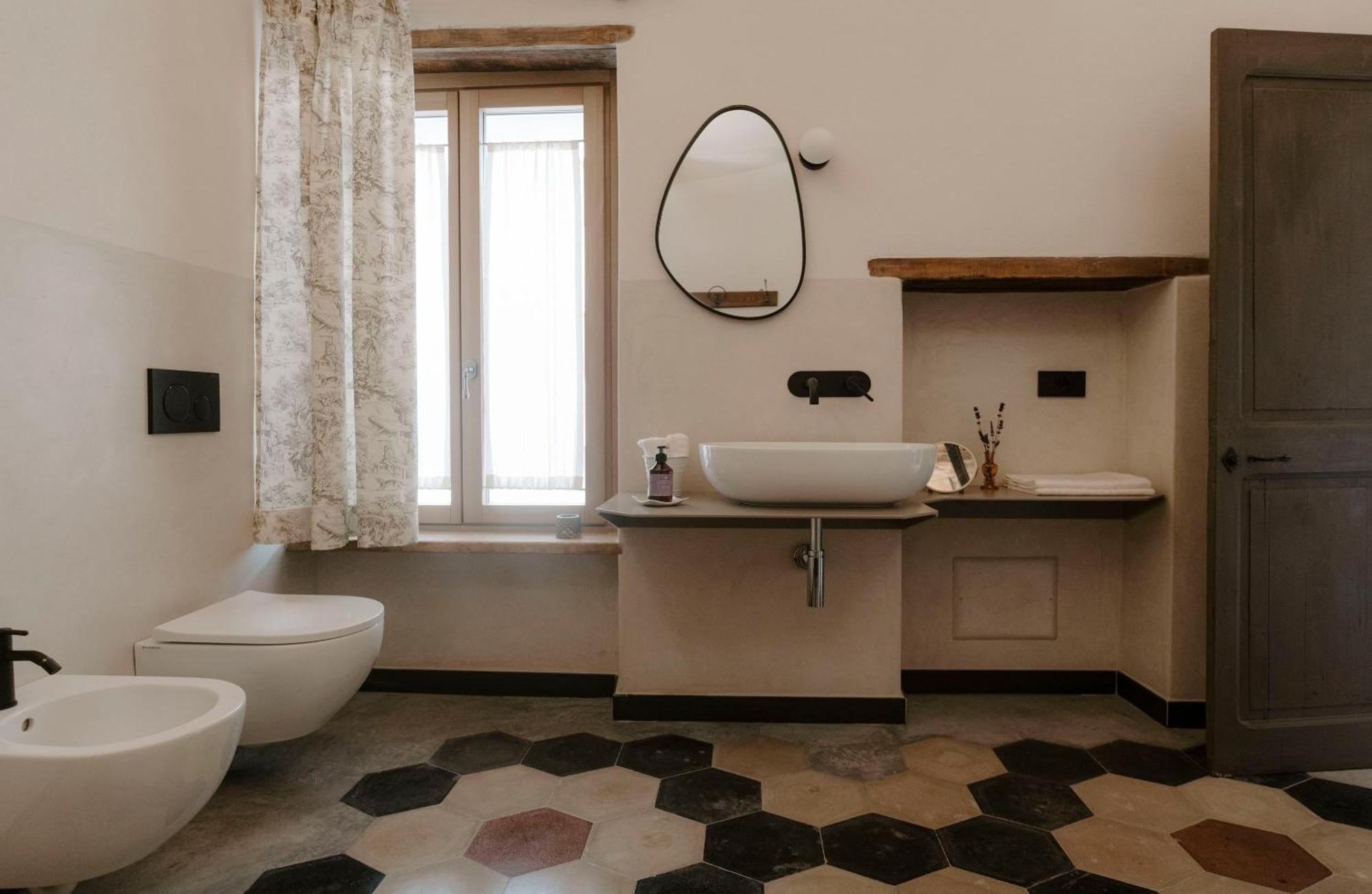 Hotel Liela - Ospitalita Di Borgata à Millesimo Extérieur photo