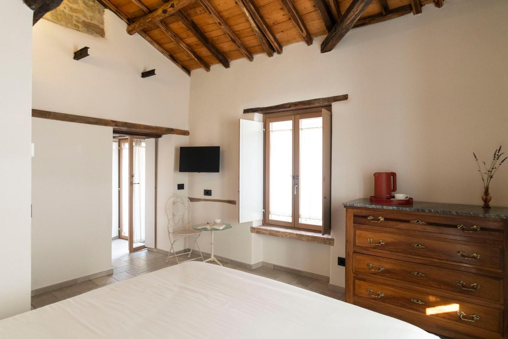 Hotel Liela - Ospitalita Di Borgata à Millesimo Chambre photo