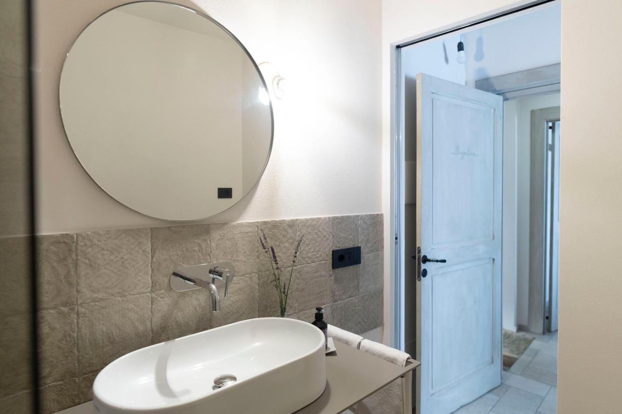 Hotel Liela - Ospitalita Di Borgata à Millesimo Chambre photo